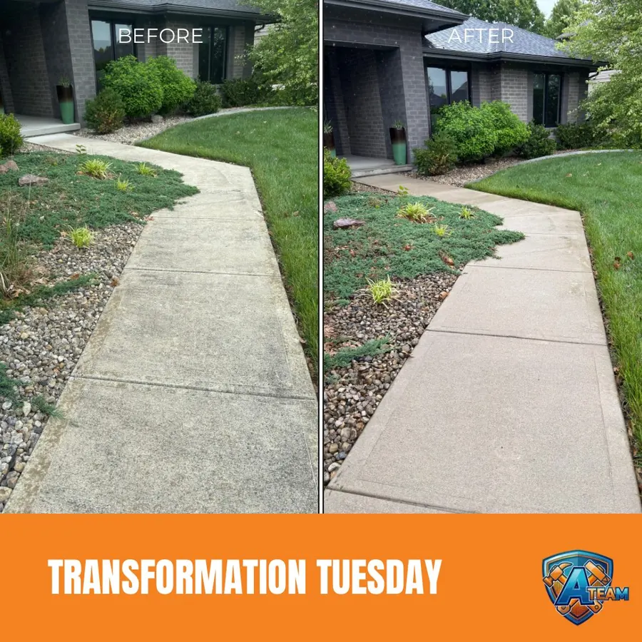 Curved Walkway Clean before and after — Beavercreek, Ohio